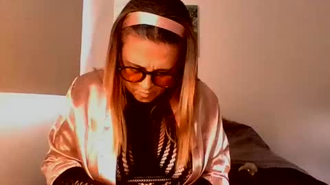 Snapshot of freyaluxx3 chatting on July 2026 08:39:01 PM freyaluxx3 online show from July 2026 08:39:01 PM