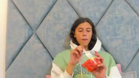 Snapshot of freyamoller_ chatting on July 2026 06:46:02 PM FreyaMoller online show from July 2026 06:46:02 PM