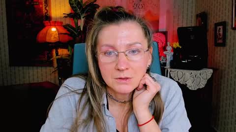 Frida Tander online show from February 2025 12:13:02 PM