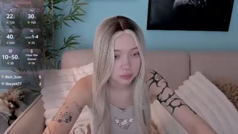 friend_zone_ online show from July 2026 02:44:01 PM