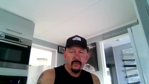 Snapshot of friskyneedsum chatting on November 2025 02:56:01 PM bob online show from November 2025 02:56:01 PM