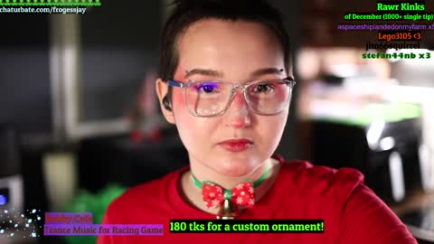 Snapshot of frogessjay chatting on December 2024 05:53:02 PM Jaywise Frogfoot online show from December 2024 05:53:02 PM