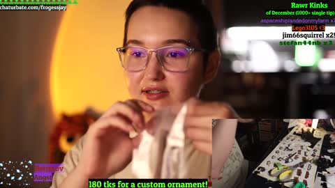 Snapshot of frogessjay chatting on December 2024 10:39:01 PM Jaywise Frogfoot online show from December 2024 10:39:01 PM