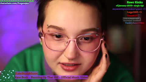 Snapshot of frogessjay chatting on January 2025 09:37:01 PM Jaywise Frogfoot online show from January 2025 09:37:01 PM