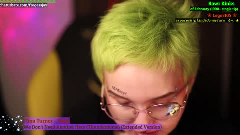 Snapshot of frogessjay chatting on January 2025 11:45:02 PM Jaywise Frogfoot online show from January 2025 11:45:02 PM