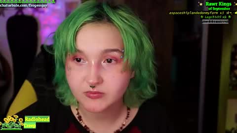 Snapshot of frogessjay chatting on September 2025 04:07:01 PM Jaywise Frogfoot online show from September 2025 04:07:01 PM