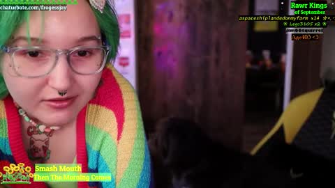 Snapshot of frogessjay chatting on September 2025 03:14:01 PM Jaywise Frogfoot online show from September 2025 03:14:01 PM