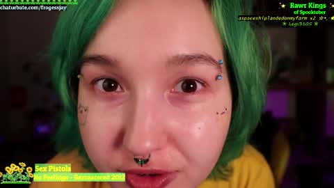 Snapshot of frogessjay chatting on October 2025 06:38:02 PM Jaywise Frogfoot online show from October 2025 06:38:02 PM