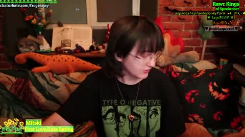 Snapshot of frogessjay chatting on October 2025 07:58:02 PM Jaywise Frogfoot online show from October 2025 07:58:02 PM