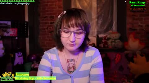 Snapshot of frogessjay chatting on November 2025 08:00:01 PM Jaywise Frogfoot online show from November 2025 08:00:01 PM