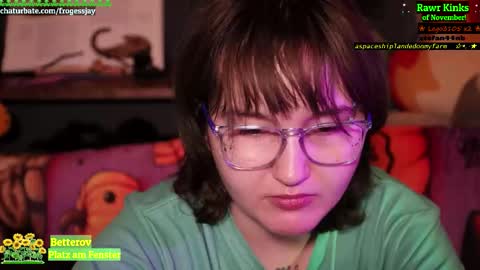 Snapshot of frogessjay chatting on November 2025 04:01:01 AM Jaywise Frogfoot online show from November 2025 04:01:01 AM