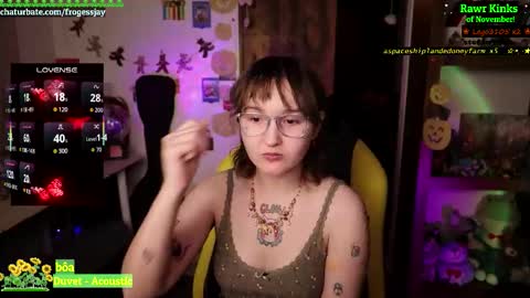 Snapshot of frogessjay chatting on November 2025 05:17:02 PM Jaywise Frogfoot online show from November 2025 05:17:02 PM