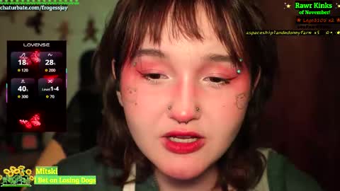 Snapshot of frogessjay chatting on November 2025 09:26:02 PM Jaywise Frogfoot online show from November 2025 09:26:02 PM