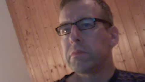 fromgermanywithlove1 online show from April 2026 04:20:02 AM