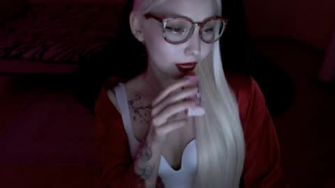 Snapshot of fromsun_forsoul chatting on June 2026 08:00:01 PM Lilith online show from June 2026 08:00:01 PM