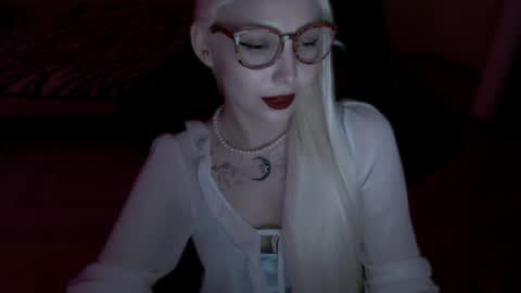 Snapshot of fromsun_forsoul chatting on June 2026 08:59:02 PM Lilith online show from June 2026 08:59:02 PM