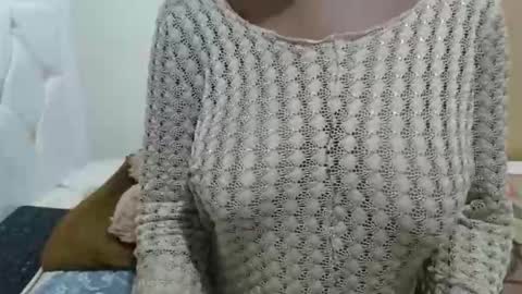 fruity28 online show from November 2025 08:33:02 PM