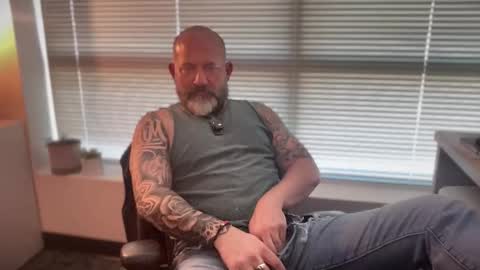 fuckadilf online show from April 2026 02:56:01 PM