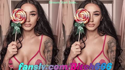 Snapshot of fuckbitoni chatting on October 2025 07:47:02 PM online show from October 2025 07:47:02 PM