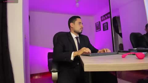 SERGIO THE SEX LAWYER online show from November 2025 08:10:01 PM