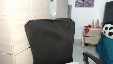 Mia and Gary  online show from November 2025 03:09:02 AM