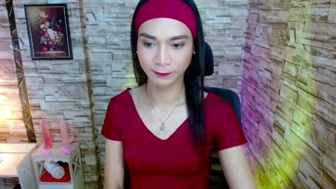 Snapshot of fujiko_13 chatting on March 2025 03:49:01 PM Japanese x Filipina online show from March 2025 03:49:01 PM