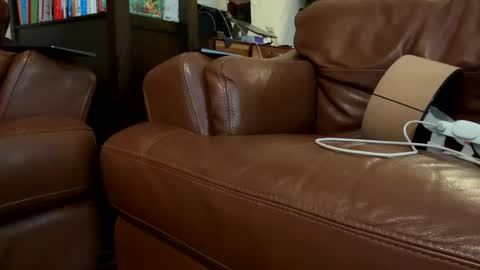 Snapshot of fuklicious chatting on December 2024 10:01:01 PM fuklicious online show from December 2024 10:01:01 PM