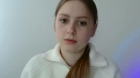 Snapshot of funemma000 chatting on December 2025 01:20:01 PM Emma online show from December 2025 01:20:01 PM