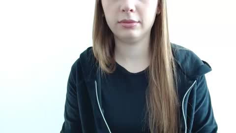 Emma online show from March 2026 09:10:01 AM