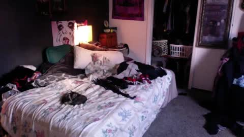 funmidwestman online show from September 2025 12:12:01 AM