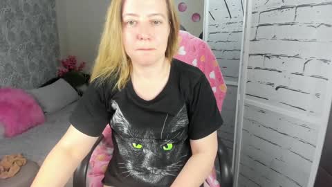 Snapshot of funny_bunny4 chatting on December 2024 07:56:01 PM funny_bunny4 online show from December 2024 07:56:01 PM