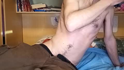 Italian men online show from January 2025 01:49:01 PM