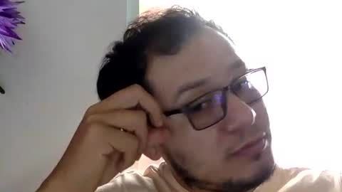 Snapshot of funnyboys18 chatting on May 2026 06:04:02 PM Zanty online show from May 2026 06:04:02 PM