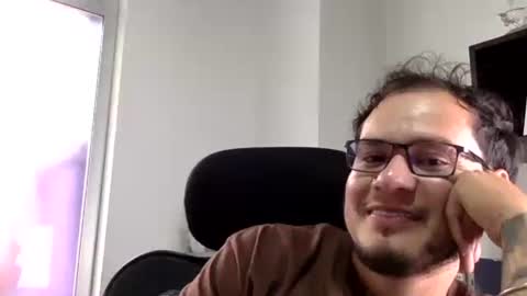 Snapshot of funnyboys18 chatting on June 2026 06:13:01 PM Zanty online show from June 2026 06:13:01 PM