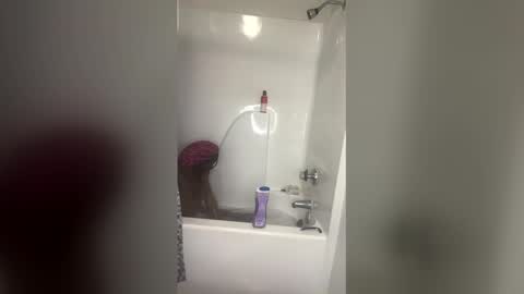 Snapshot of funsiizebratt chatting on February 2026 06:39:01 PM Funsiizebratt online show from February 2026 06:39:01 PM