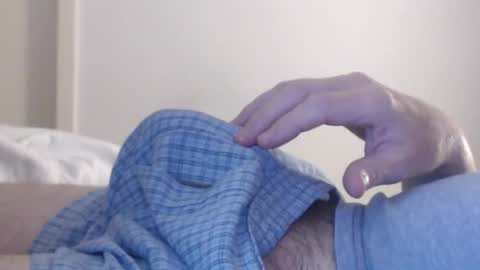 funtime072 online show from October 2025 11:23:02 AM