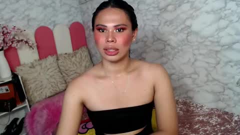 Snapshot of fuschiafucker chatting on February 2025 09:25:02 PM fuschiafucker online show from February 2025 09:25:02 PM