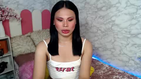 Snapshot of fuschiafucker chatting on February 2025 08:07:01 AM fuschiafucker online show from February 2025 08:07:01 AM