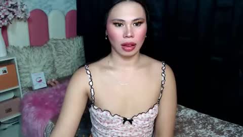 Snapshot of fuschiafucker chatting on October 2025 05:11:02 AM fuschiafucker online show from October 2025 05:11:02 AM