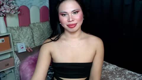 Snapshot of fuschiafucker chatting on November 2025 06:12:01 AM fuschiafucker online show from November 2025 06:12:01 AM