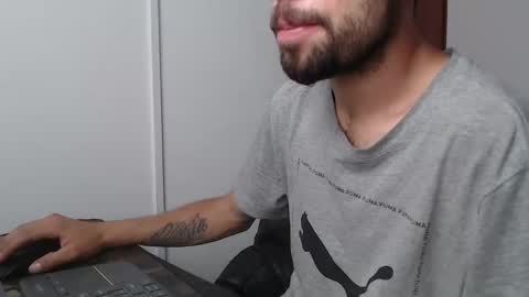 Snapshot of fvckhorneyguy chatting on February 2025 04:46:01 PM andrew online show from February 2025 04:46:01 PM