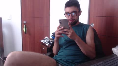 Snapshot of fvckhorneyguy chatting on February 2025 06:04:01 PM andrew online show from February 2025 06:04:01 PM