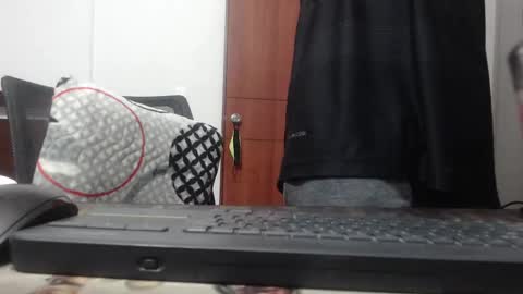 Snapshot of fvckhorneyguy chatting on February 2025 05:45:02 AM andrew online show from February 2025 05:45:02 AM