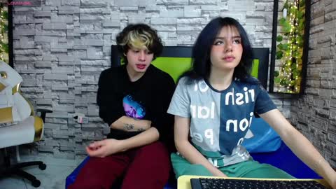  FYRE y FOX  online show from December 2024 03:51:02 AM