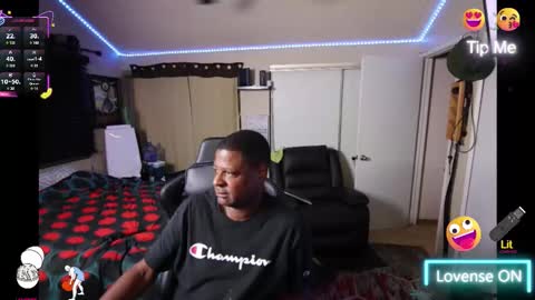 Snapshot of fyrecontrol chatting on November 2025 01:33:01 AM seldom seen online show from November 2025 01:33:01 AM