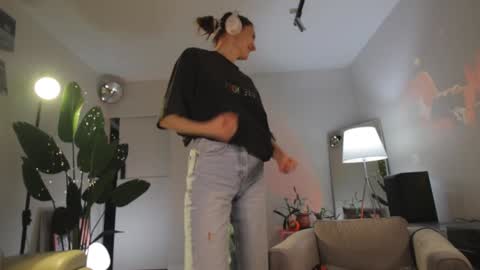 G online show from December 2024 10:18:01 PM