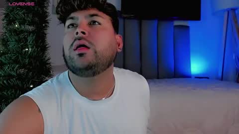 Snapshot of gabbo__ chatting on December 2024 02:52:02 AM GABO online show from December 2024 02:52:02 AM