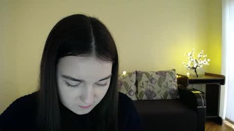 Jaklin online show from February 2025 11:49:02 AM