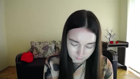 Jaklin online show from September 2025 09:00:02 AM