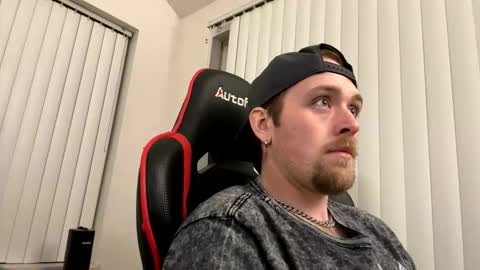 Snapshot of gabed72 chatting on March 2026 05:15:01 AM Gabe online show from March 2026 05:15:01 AM